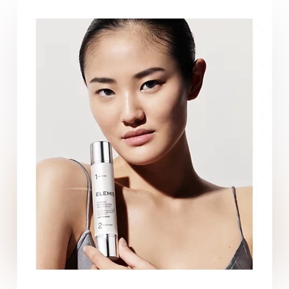 Elemis Dynamic Resurfacing Peel & Reset - Picture 4 of 7